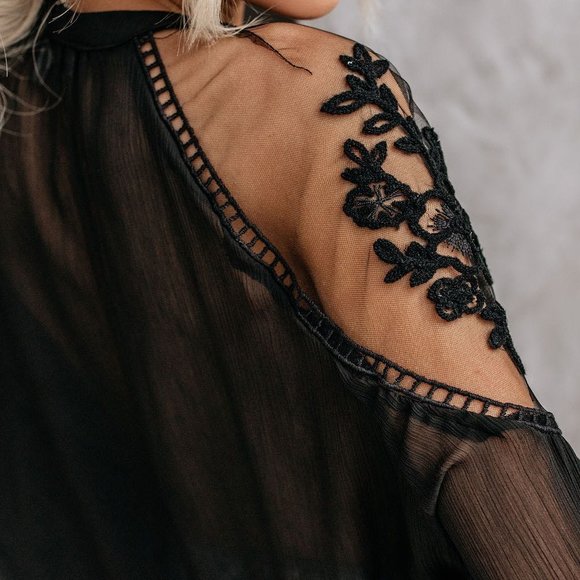 LAST ONE - FORMAL INVITATION LACE BLOUSE - BLACK - Picture 8 of 11